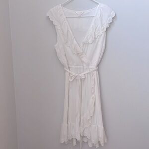 Lauren Conrad White Dress with Tie Belt Size Medium